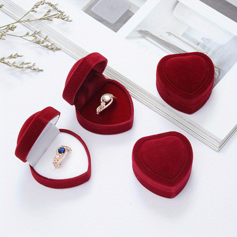 Luxurious Heart-Shaped Ring Box