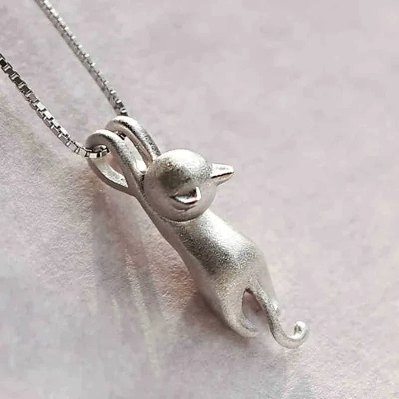 925 Sterling Silver Playful Kitty Necklace