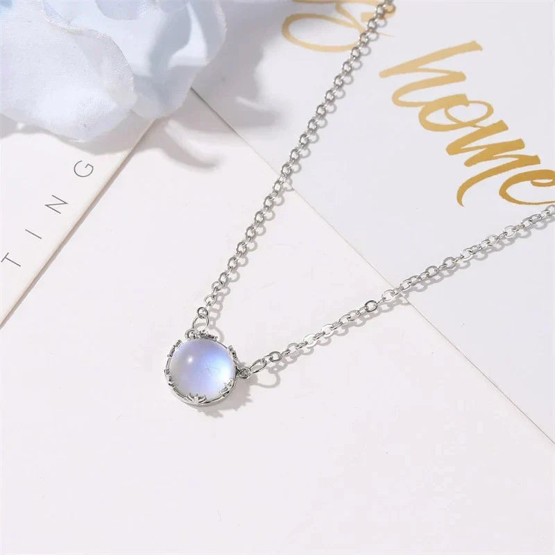 Aurora Necklace in Silver