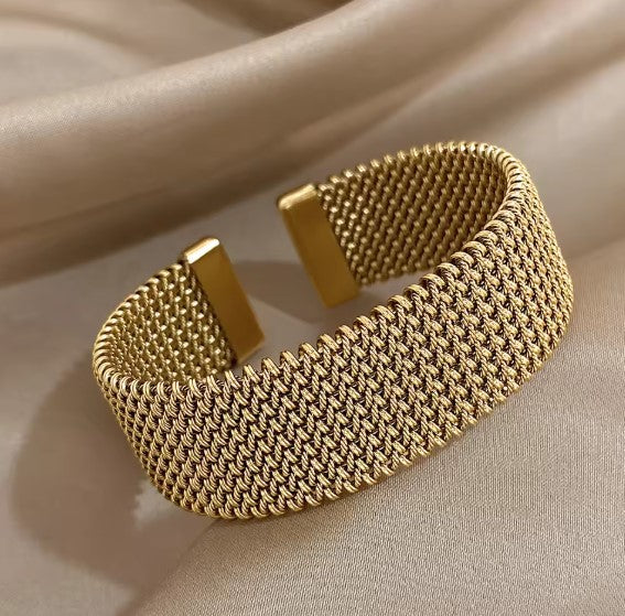 Vintage Braided Mesh Open Classic Bracelet
