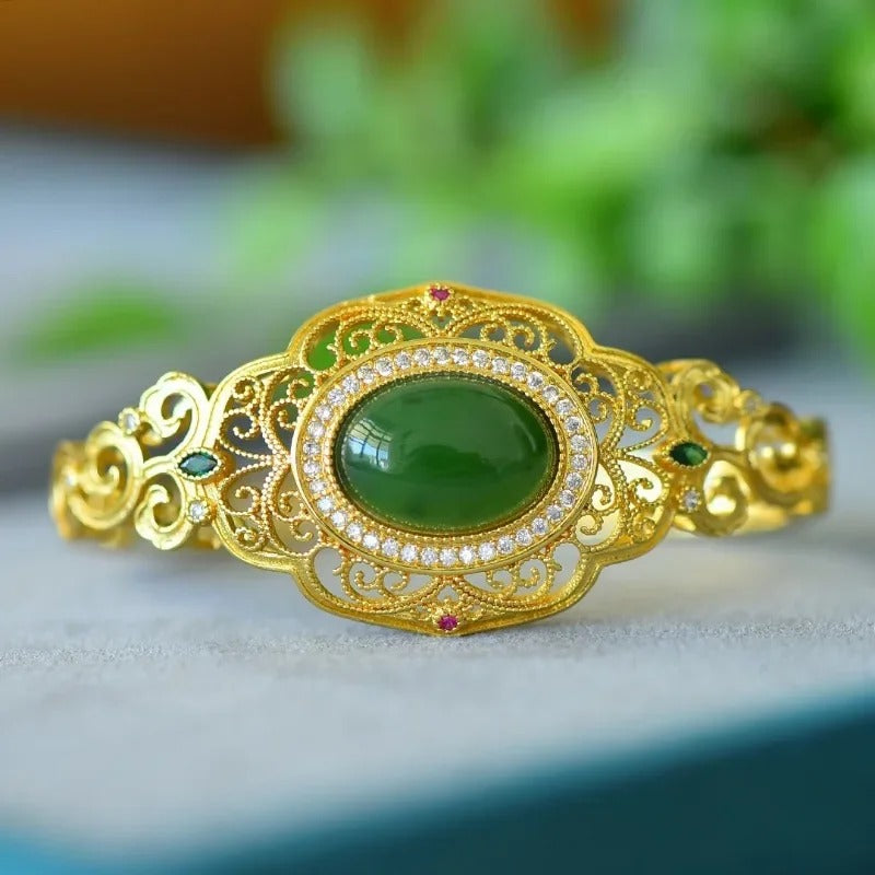 Timeless Gold Green Gem & Scrolling Floral Design Bracelet