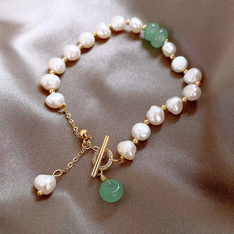 Vintage Pearl & Gold Green Gem Bracelet