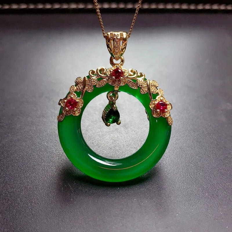 Classic Green Crystal Floral Ring Pendant Necklace