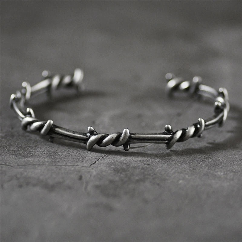 Vintage Gothic Barbed Silver Bangle Bracelet
